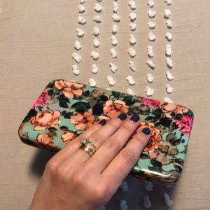 Acrylic floral flat wallet